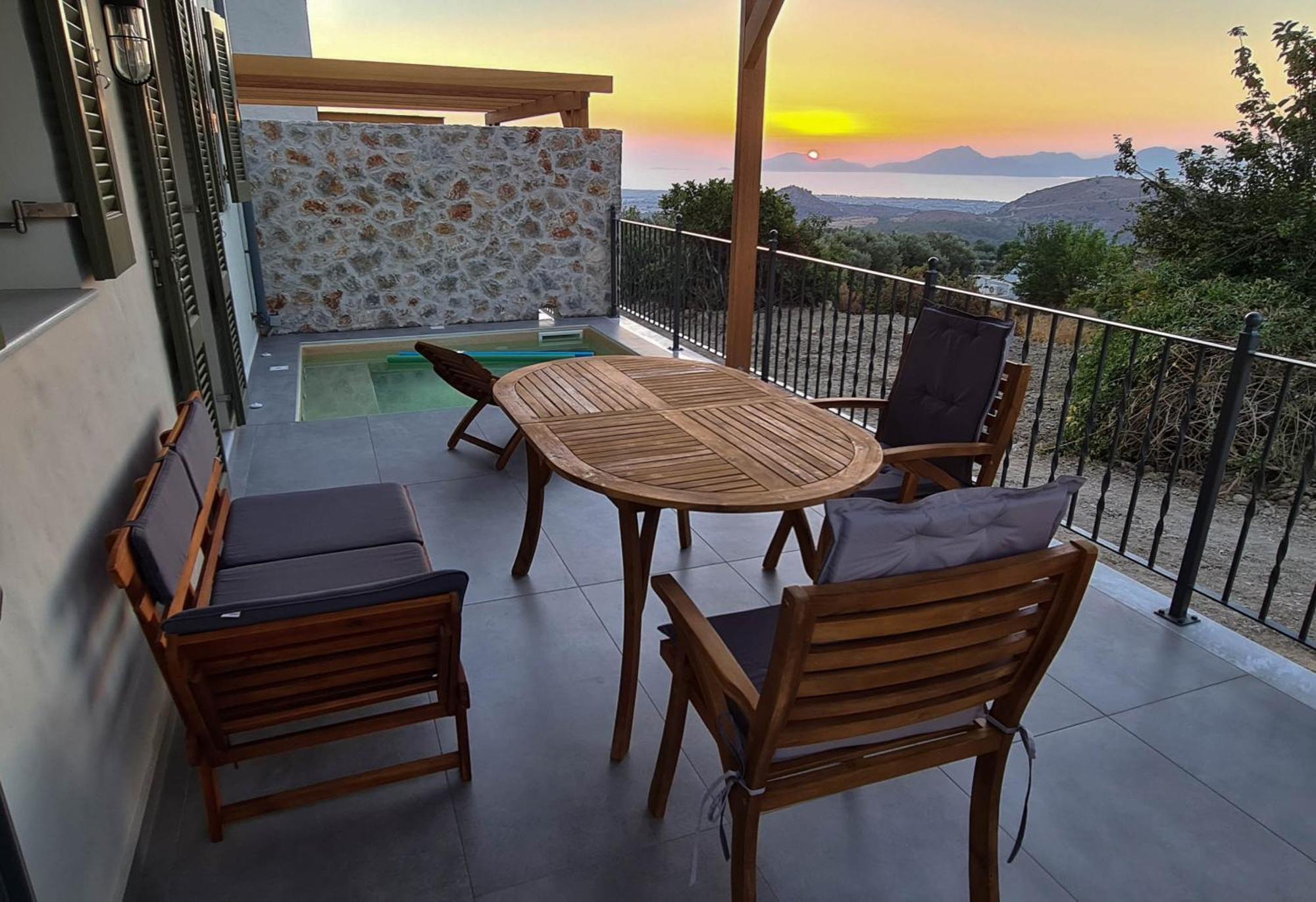 Rosa - Luxury With Panoramic Views