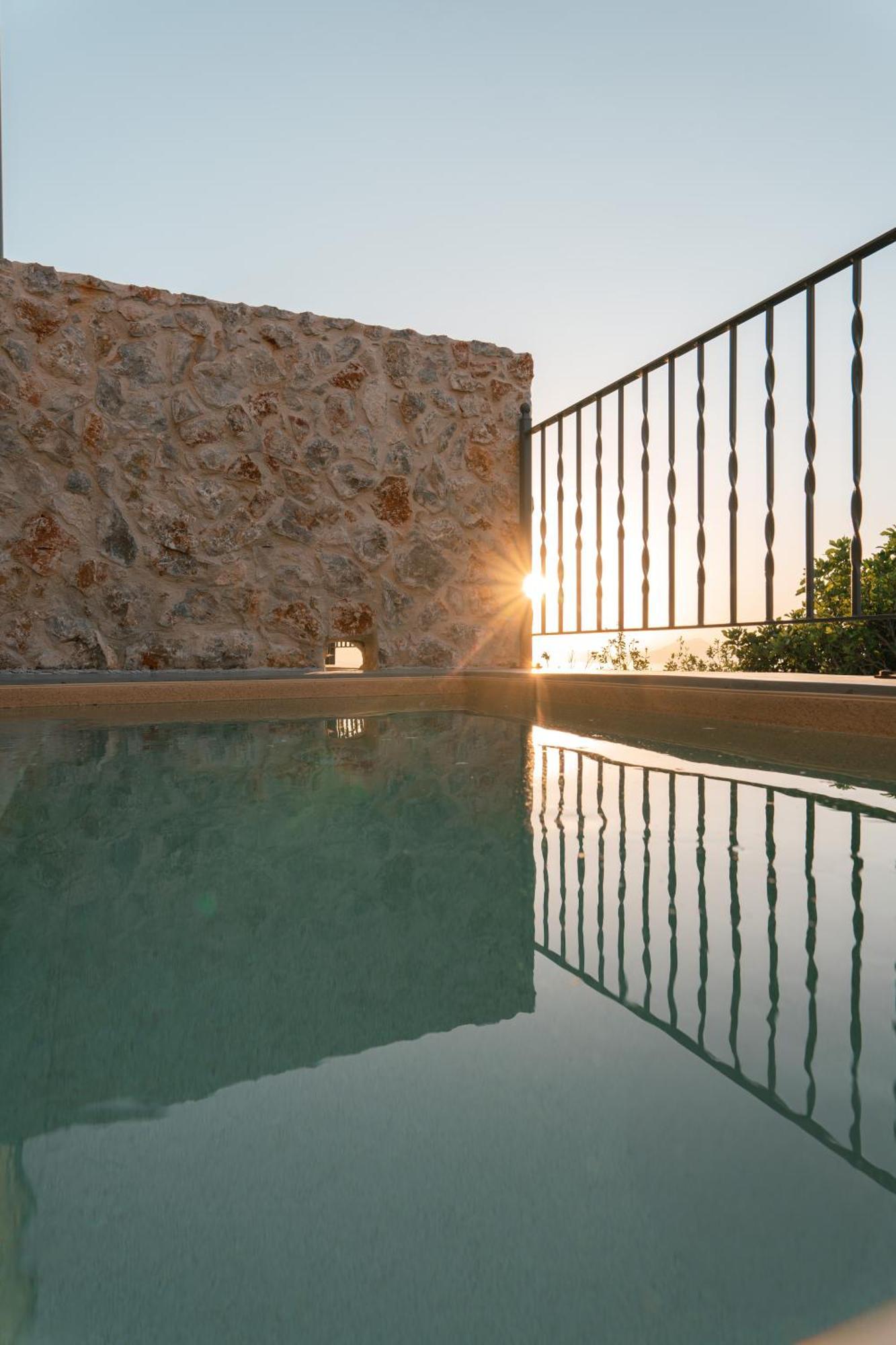 Villa Rosa - Luxury With Panoramic Views